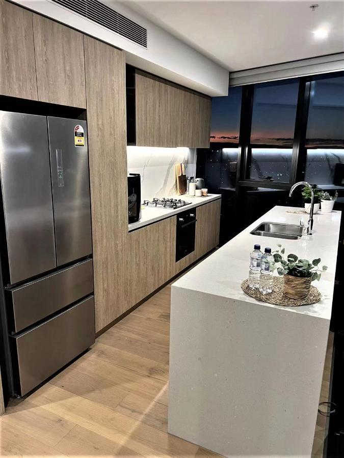2 Bedroom Luxurious Family Apartment Next To Pacific Fair - Broadbeach Gold Coast Gc22 Екстер'єр фото