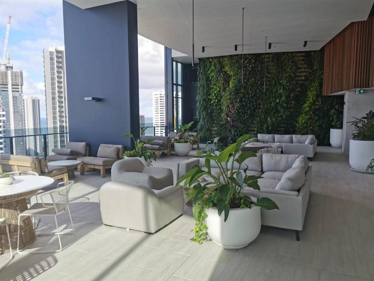 2 Bedroom Luxurious Family Apartment Next To Pacific Fair - Broadbeach Gold Coast Gc22 Екстер'єр фото